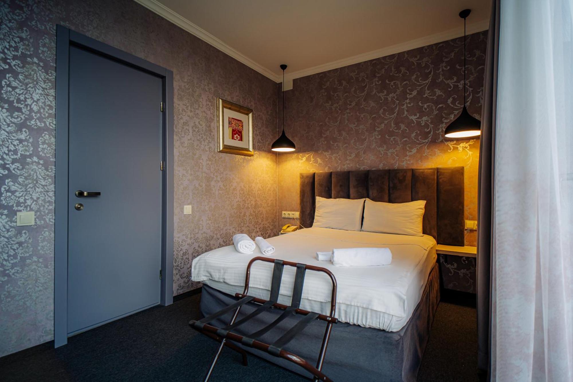 Hotel Day Inn Tbilisi Exterior foto